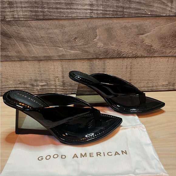 GOOD AMERICAN CINDER F*UCKING RELLA CLEAR WEDGE SANDAL BLACK PATENT LEATHER NWOB - Picture 11 of 15